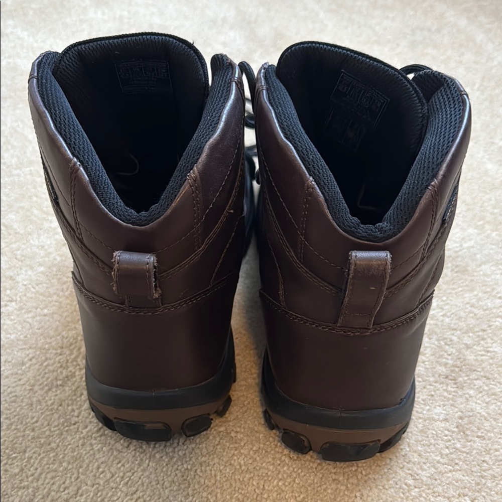 Keen Brown Leather Boots with Sturdy Design - Picture 7 of 10